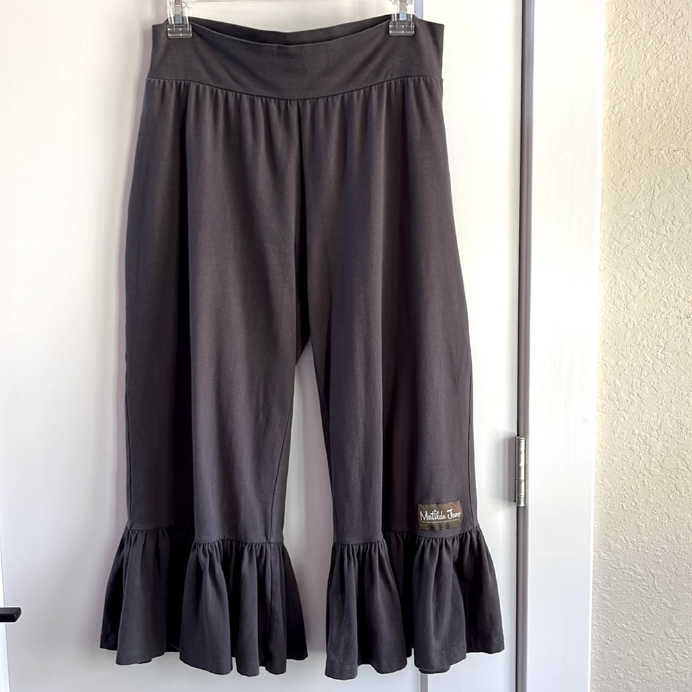 Matilda Jane ruffle crop pants